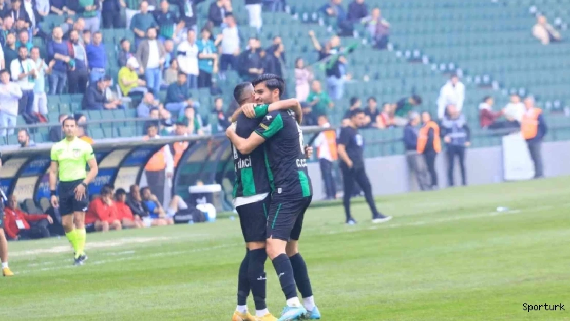 TFF 2. Lig: Kocaelispor: 4 - Van Spor: 2
