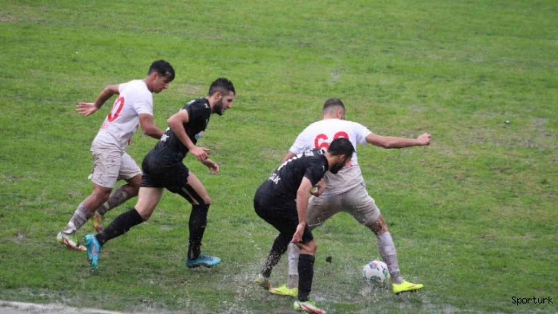 TFF 3. Lig: Efeler 09 SFK: 2 - Bergama Belediyespor: 0
