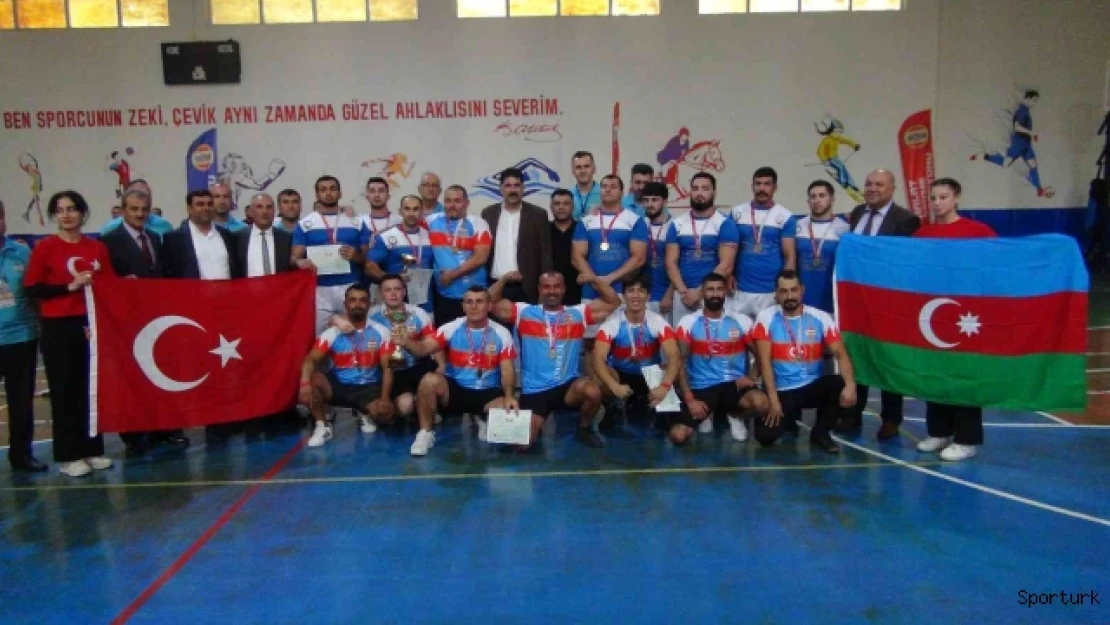 Uluslararası Halat Çekme Şampiyonası Silifke'de yapıldı