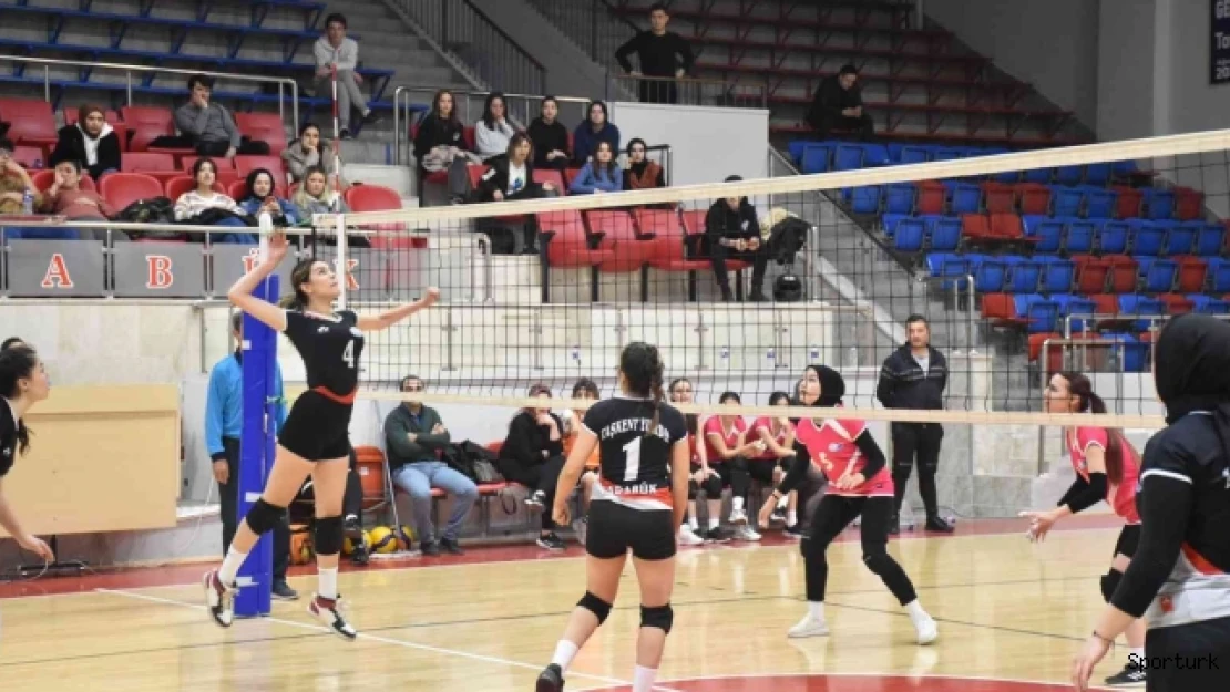 Voleybol Turnuvasının şampiyonu Asiye Hatun KYK oldu