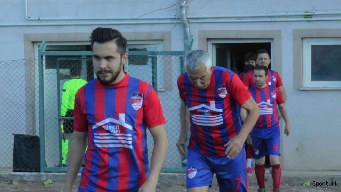 73 yaşında transfer oldu