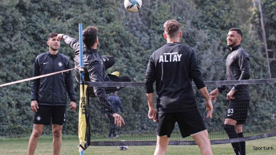 Altay, Denizlispor maçının hazırlıklarını sürdürdü