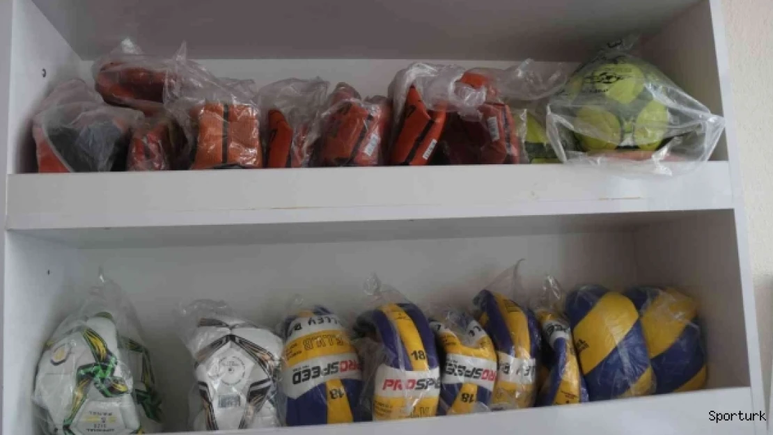 Bitlisli futbolcudan vefa örneği