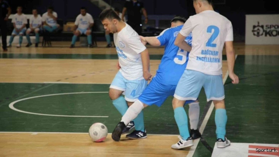 Down Sendromlular Futsal Türkiye Kupası'nda mutlu sona Bağcılar ulaştı