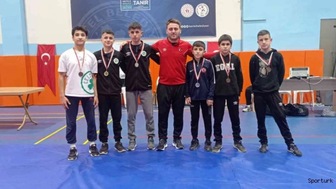 Düzceli 6 sporcu kürsüye çıktı