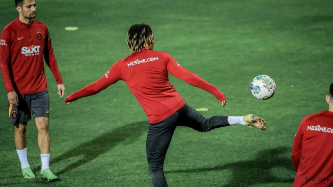 Galatasaray, Antalya kampının ilk antrenmanını yaptı