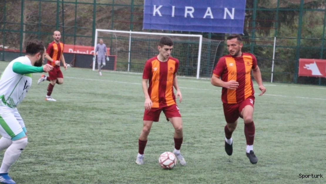 Galatasaray Taçspor liderliğe yükseldi