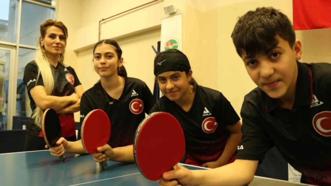 Genç raketler altın madalya için İtalya'ya gidiyor