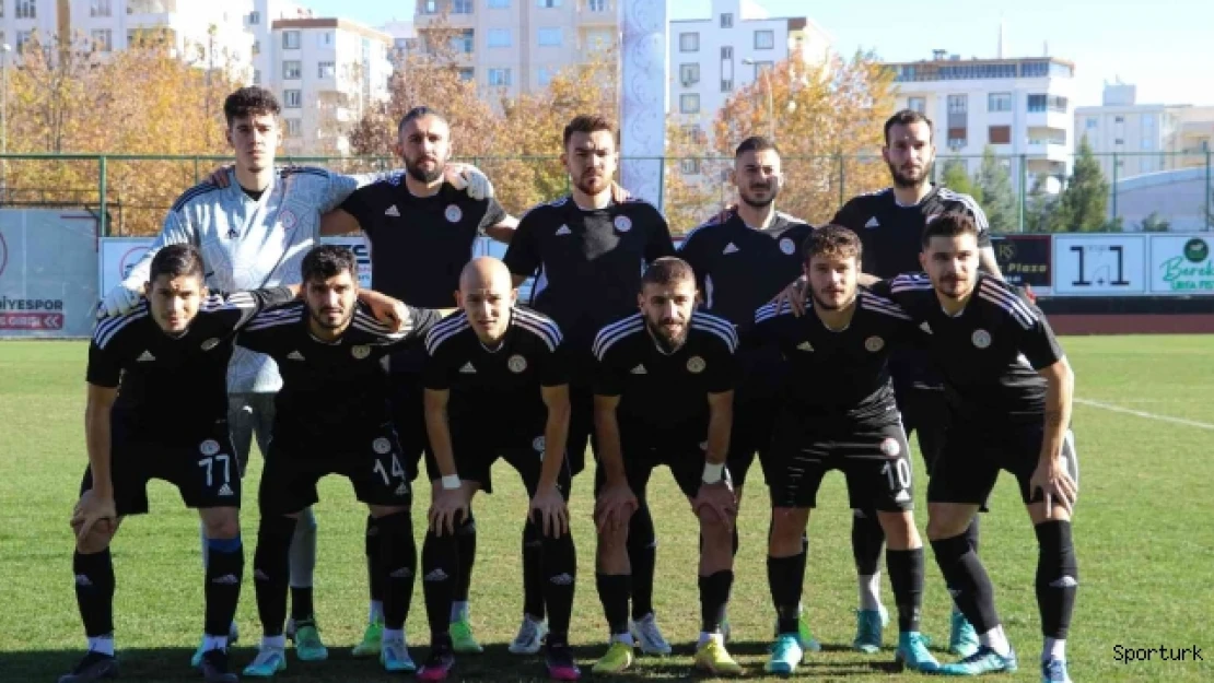 Karaköprü Belediyespor'dan en iyi ilk yarı performansı
