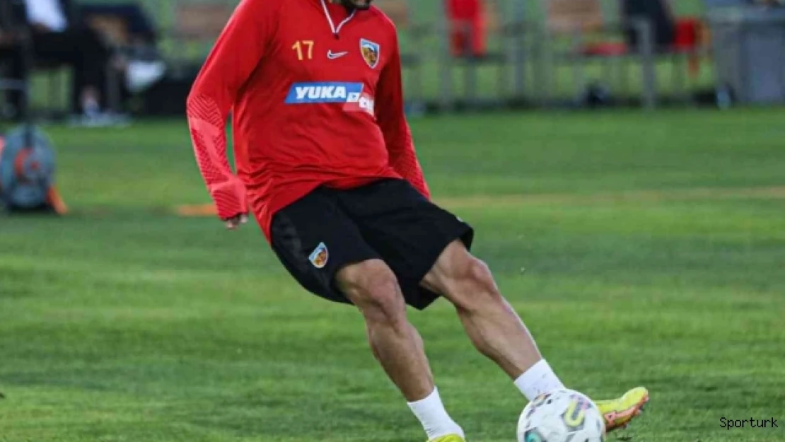Kayserispor'da Onur Bulut ve Emrah Başsan'ın sözleşmeleri uzatılıyor