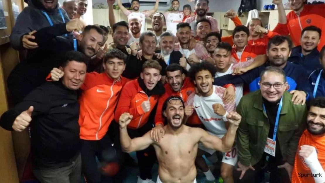 Kepez Belediyespor zirveye yerleşti