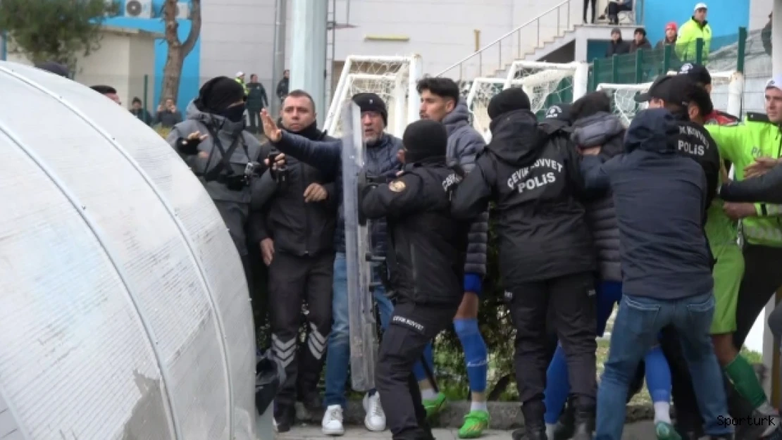 MAKÜ Spor - Sarayönü Belediye Spor maçında saha karıştı