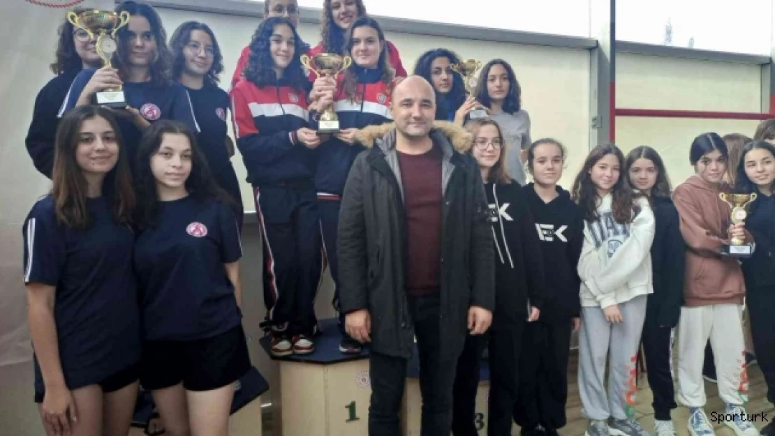 Manisa'da Kulaçlar il birinciliği için atıldı