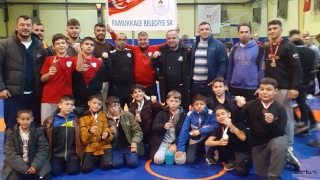 Pamukkaleli sporcular güreşte 11 madalya kazandı
