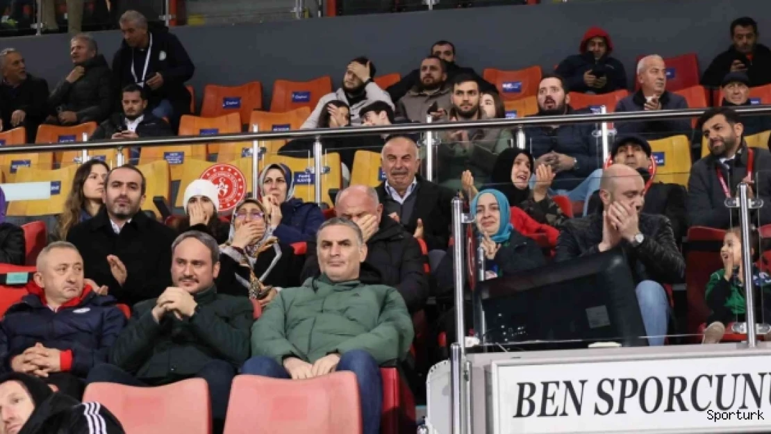 Rizespor'da 'Cennete bir Yiğit' koreografisi