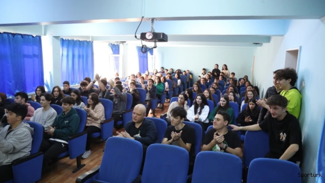 Sakarya Büyükşehir Belediyesi hentbol takımı Antrenörü Işık: &quotBuraya bir kupa kazandıracağız"