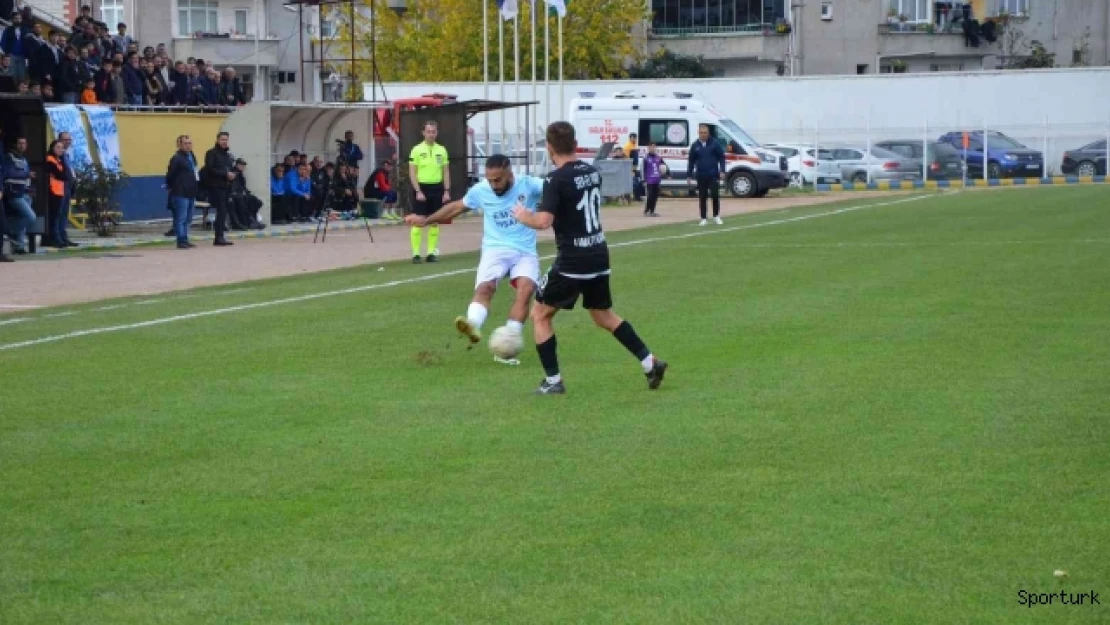 TFF 3. Lig: Fatsa Belediyespor: 1 - Efeler 09 Spor FK: 1