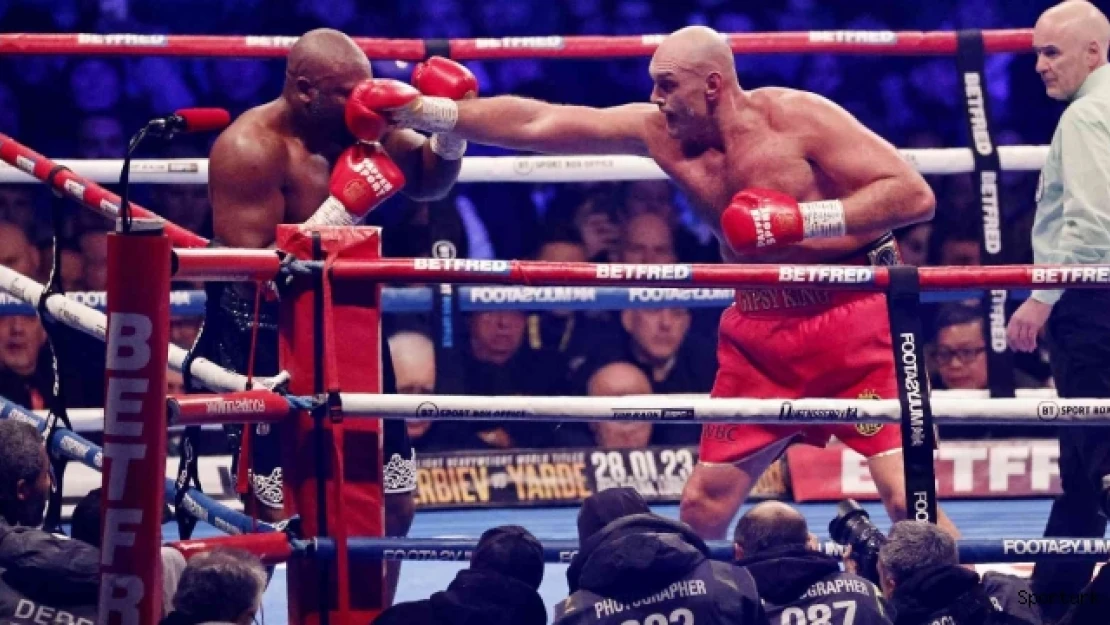 Tyson Fury, Derek Chisora'yı devirdi ve WBC ağır sıklet kemerini korudu