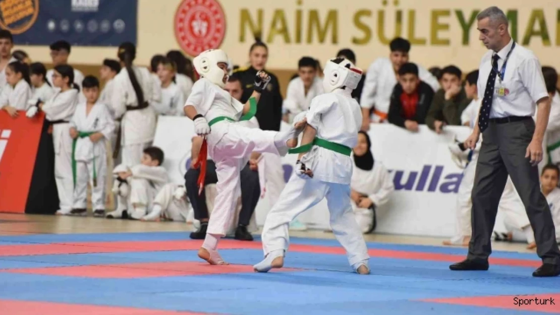 Yıldırım'da karate rüzgârı