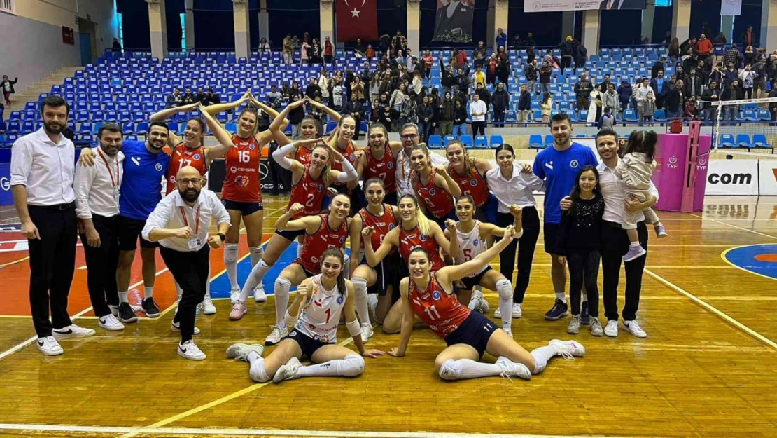 Aydın'ın Sultanları evinde PTT'yi rahat geçti: 3-1