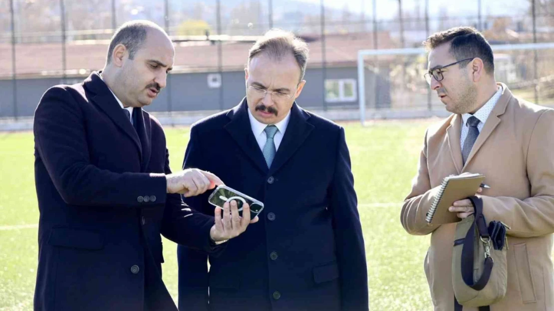 Bilecik'te futbol sahası yenileniyor