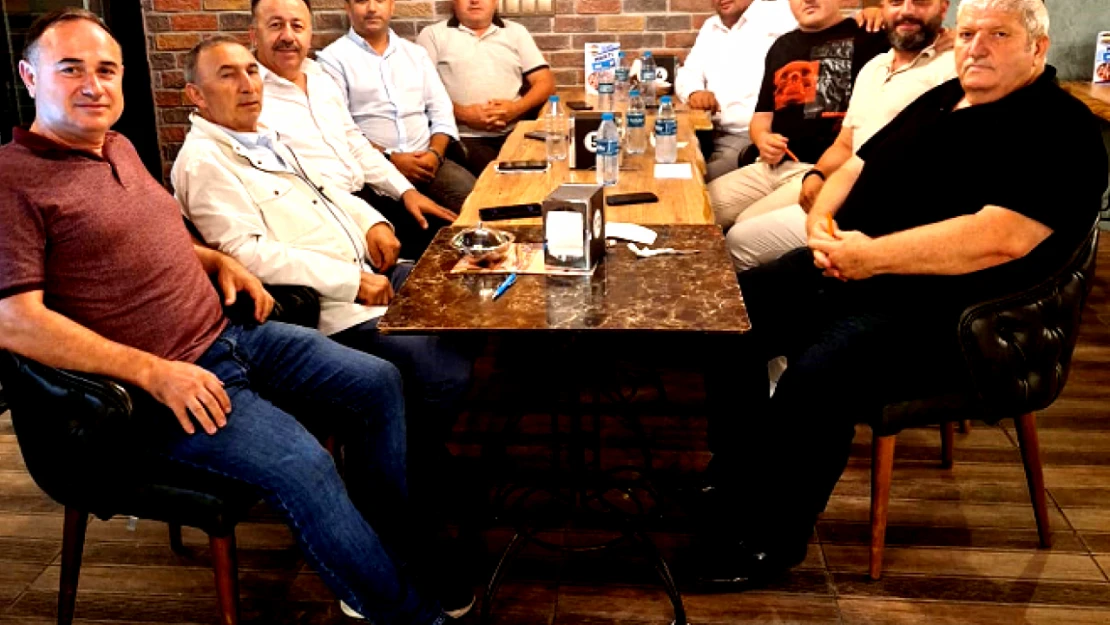 Çatalcaspor'da yönetim toplandı
