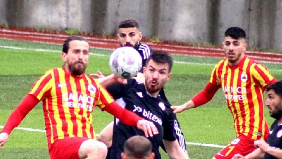 Çatalcaspor hakemi yenemedi 1-1