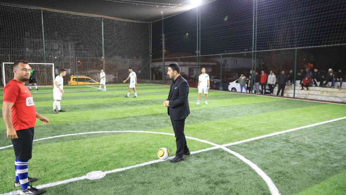 Dalaman havaalanı çalışanları, futbol turnuvasında ter döktü