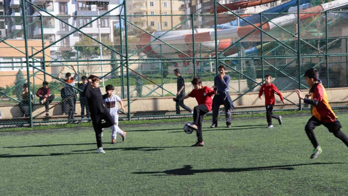 Karaköprü'de geleceğin sporcuları yetişiyor