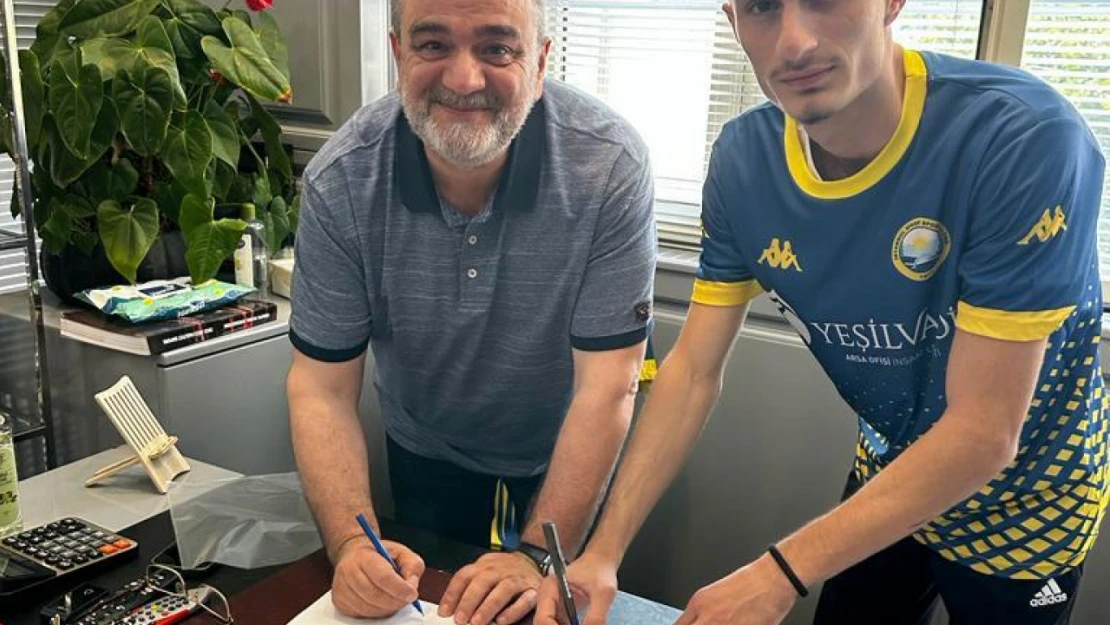 Küçükçekmece Sinopspor'dan bir transfer daha