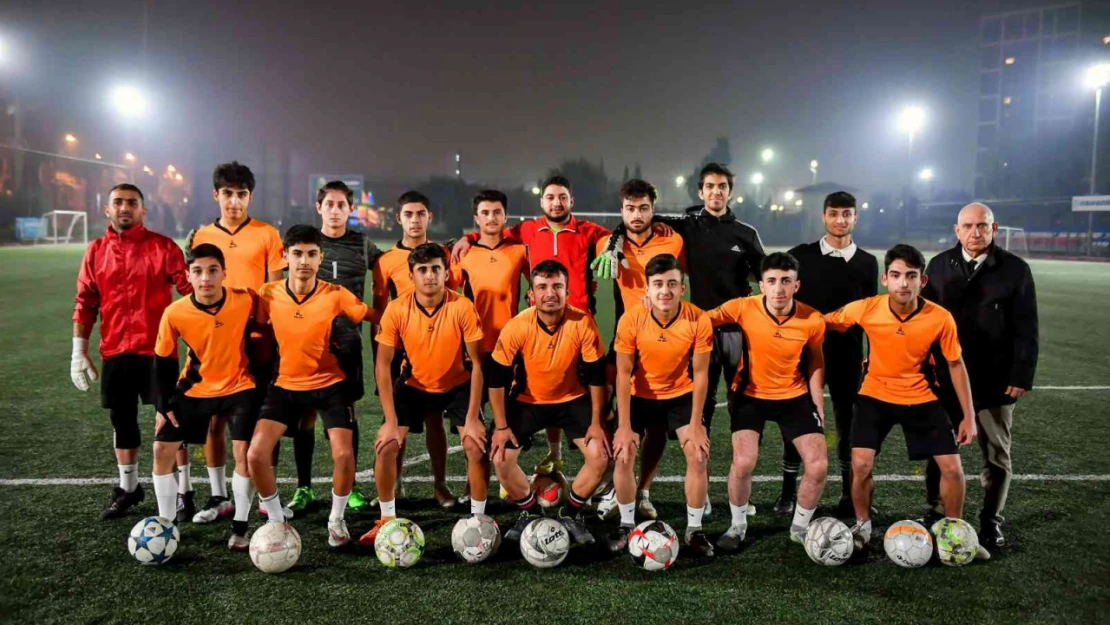 Mersin'de amatör spora destek