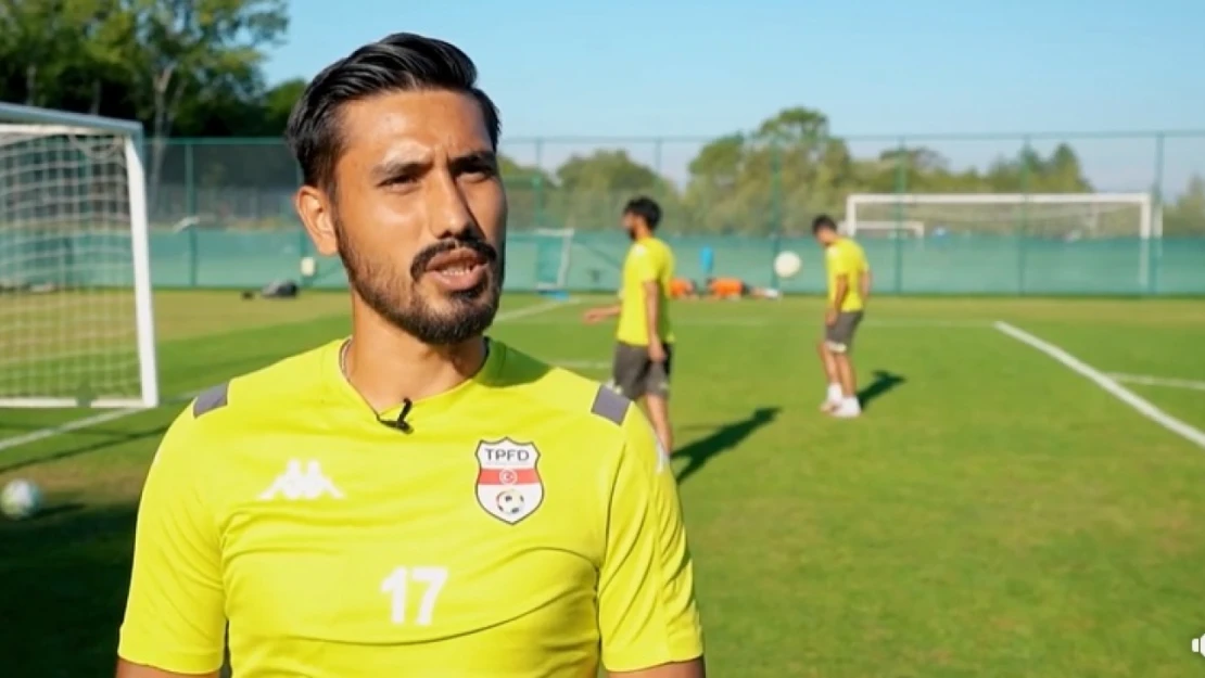 Ortaçeşmespor profesyonel oyuncuya imza attırdı