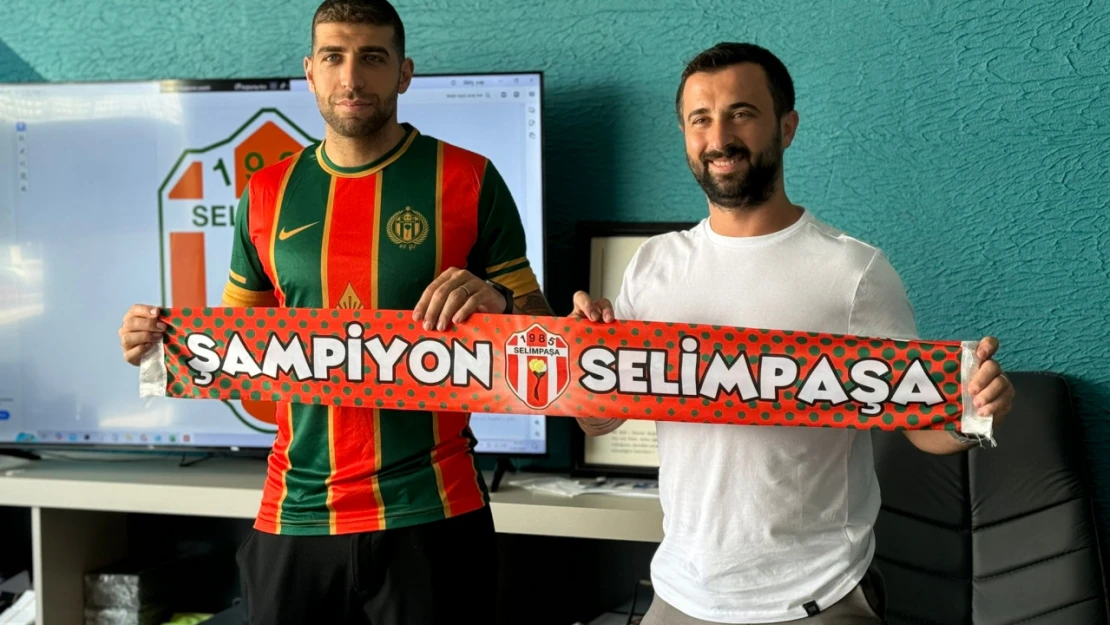 Selimpaşaspor'dan büyük transfer, Kıvanç Sarızeybek İmzaladı