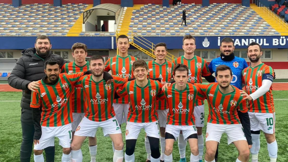 Selimpaşaspor'un genç yıldızları profesyonel oluyor
