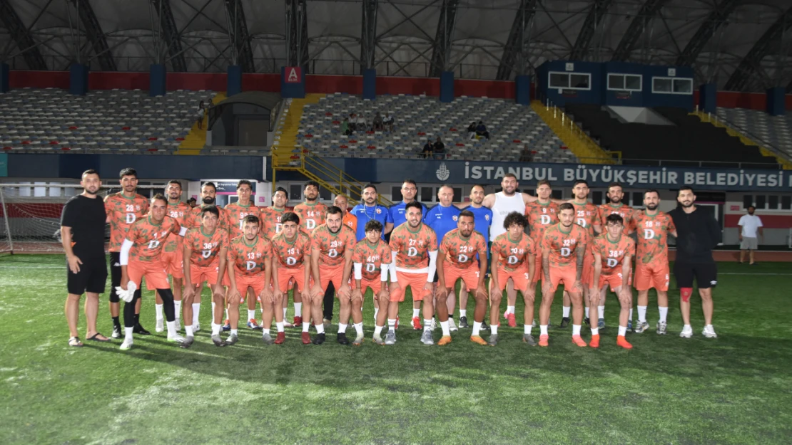 Silivri'nin Süper'i Selimpaşaspor sahaya indi