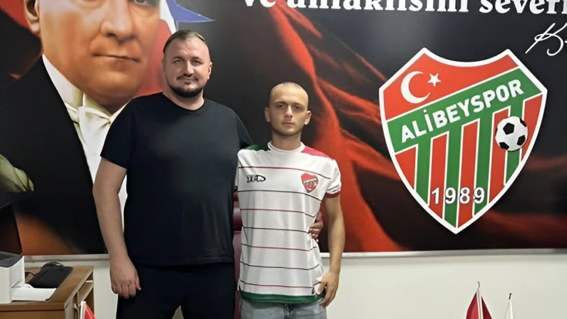 Siraç Çakır Alibeyspor ile anlaştı