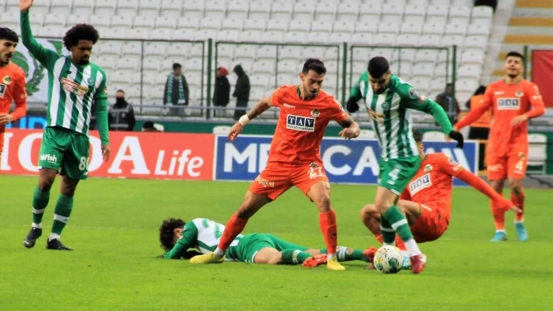 Spor Toto Süper Lig: Konyaspor: 2 - Alanyaspor: 2 (Maç sonucu)