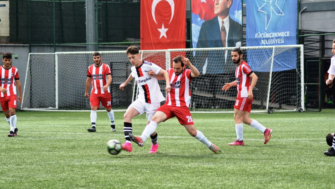 Sultanmuratspor grup liderini 2-1 yendi