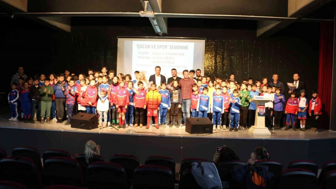 Yıldız futbolcuların sorunları seminerde ele alındı