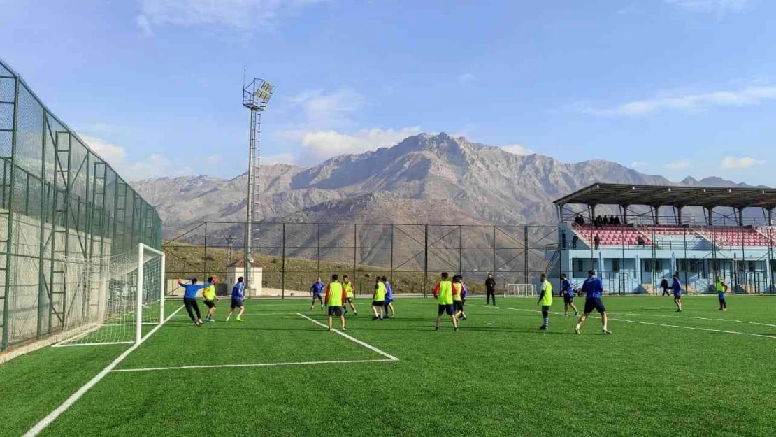 Yıllarca terörle anılan ilçenin futbol takımı 20 yıl sonra futbol sahasına kavuştu