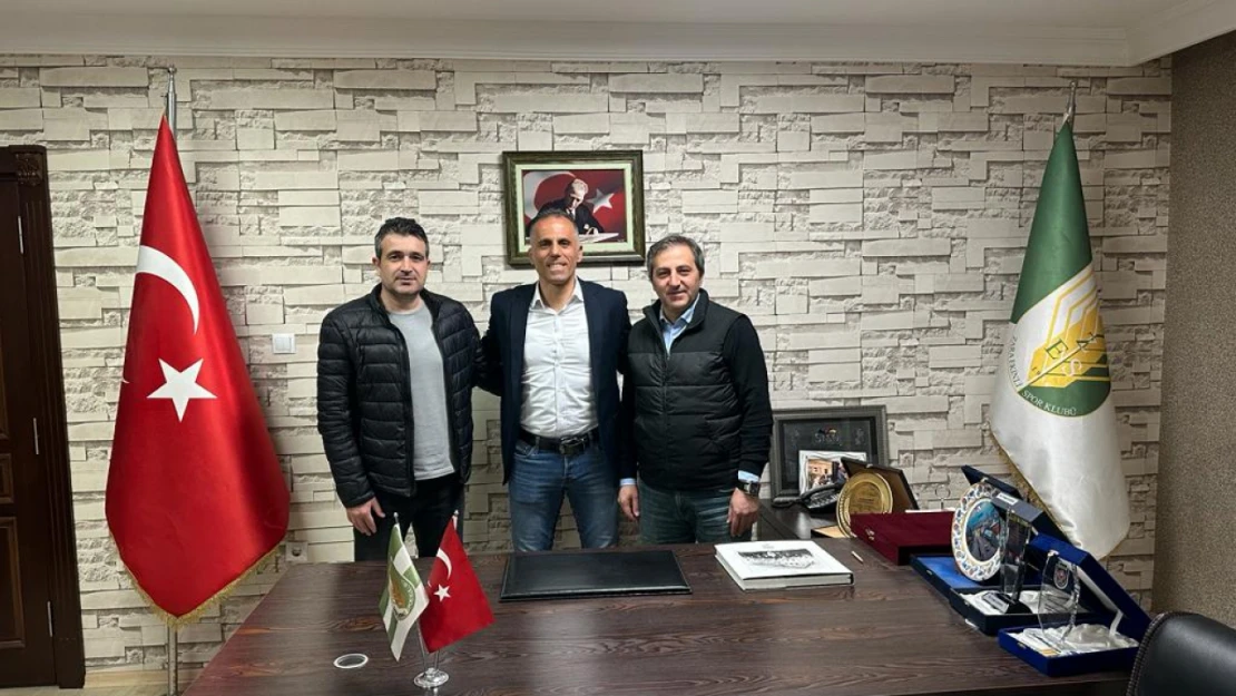 Zara Ekinlispor Bekir Erkaya ile anlaşma imzaladı