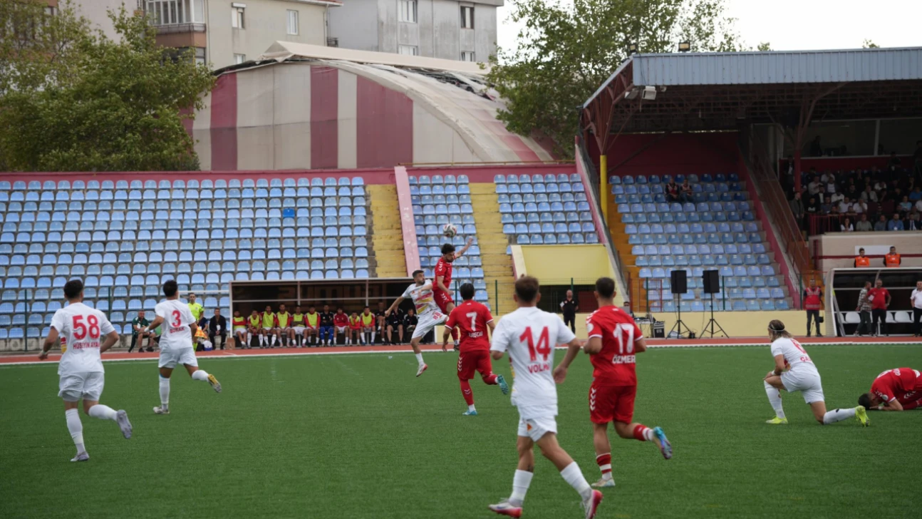 Çorluspor'a Kartal'dan Ağır Darbe: 0-3