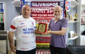 Ali Şahin'e Ortaköyspor'dan Teşekkür Plaketi