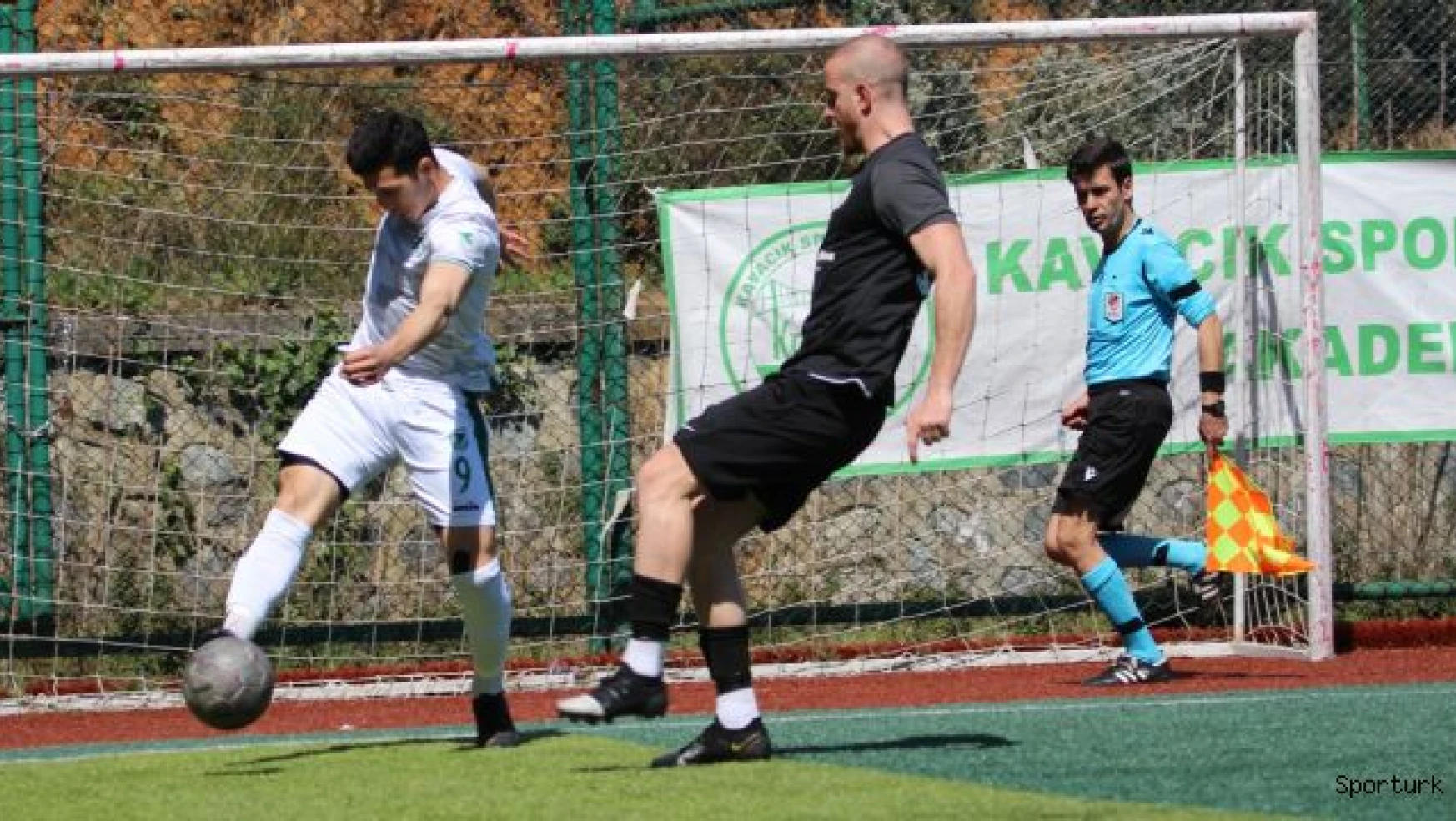 Kavacıkspor Sapancaspor'a karşılık veremedi 0-2      
