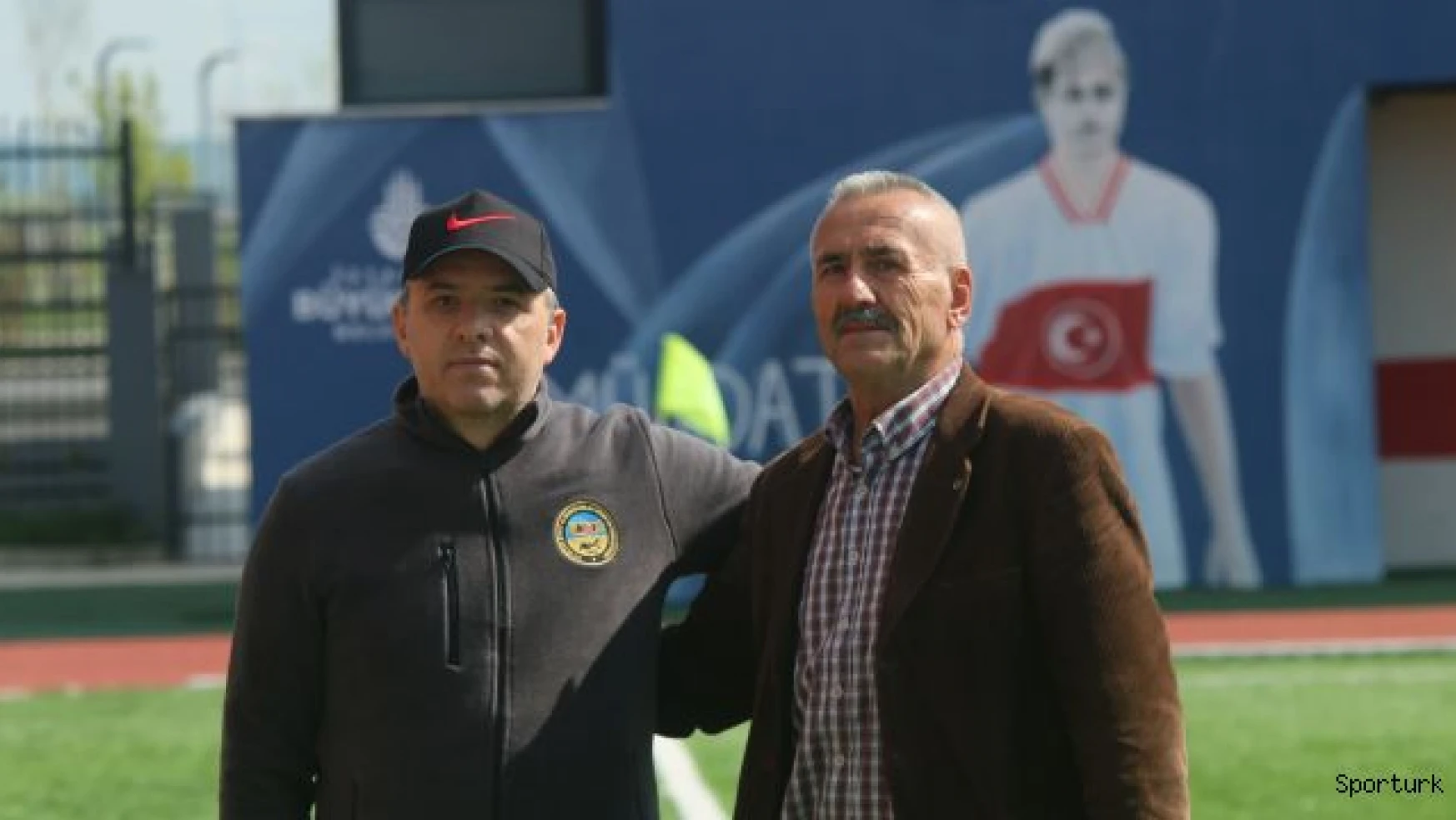 Alipaşa ve Kadıköy'den maç öncesi dostluğu