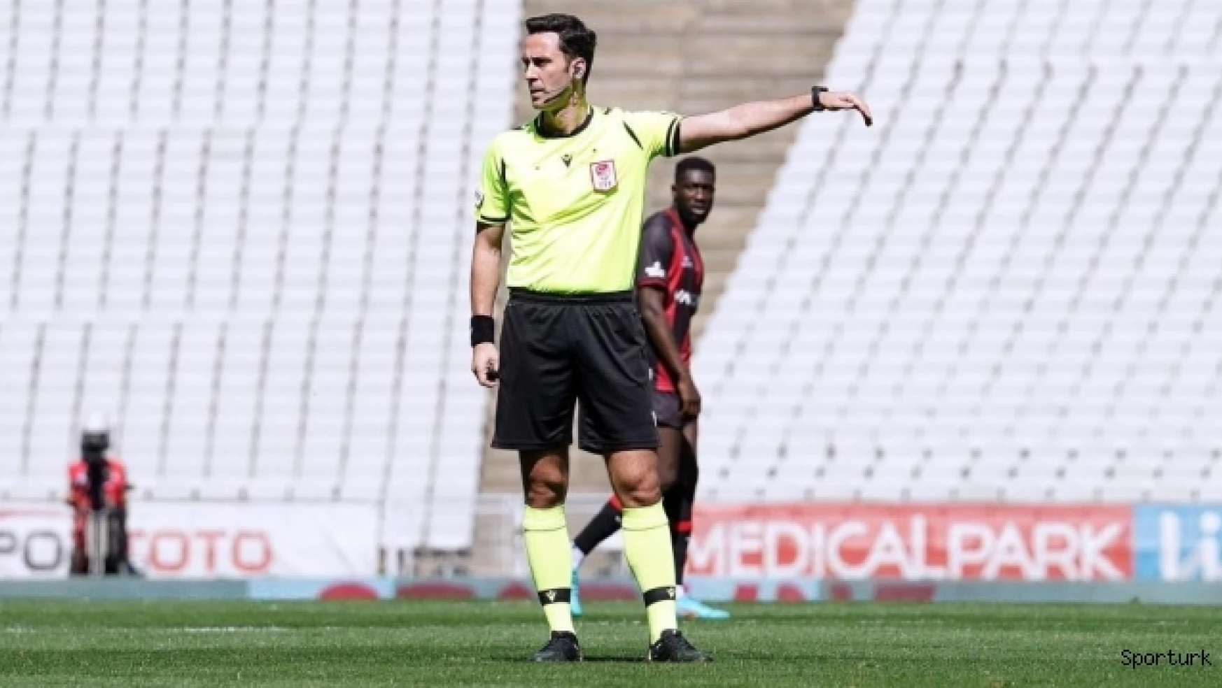 Kayserispor-Gençlerbirliği maçını Mustafa Kürşad Filiz yönetecek