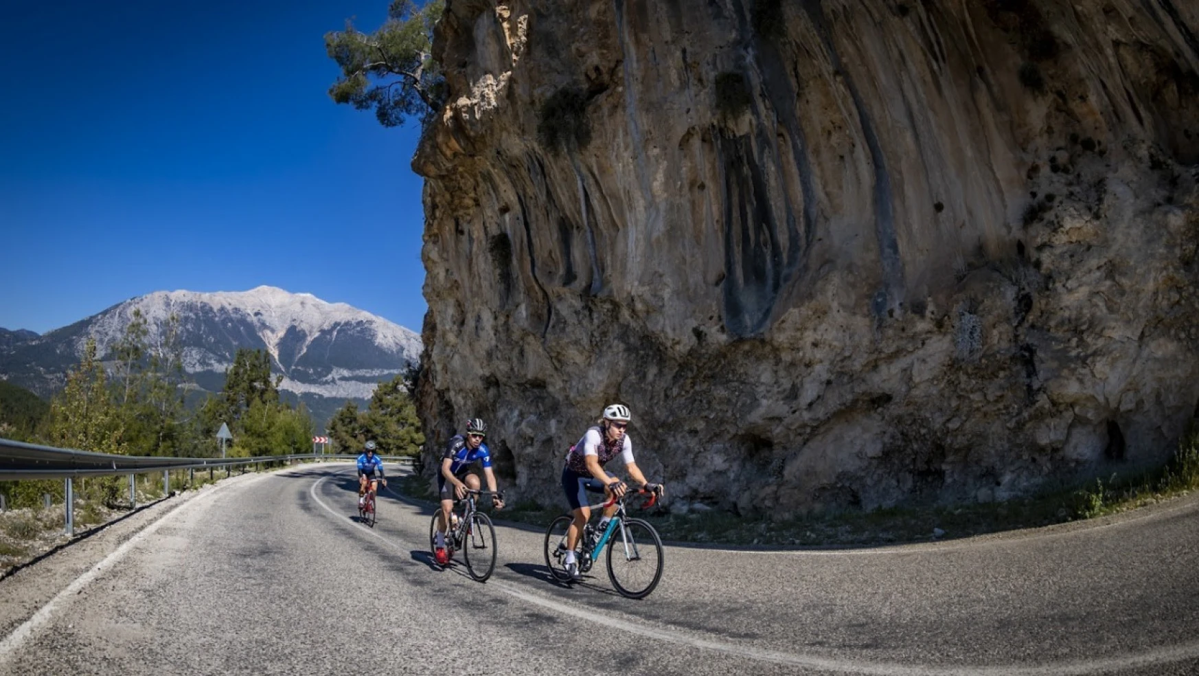 Bisiklet Tutkunları, Kemer'de AKRA Gran Fondo Antalya Etkinliğiyle Buluşuyor