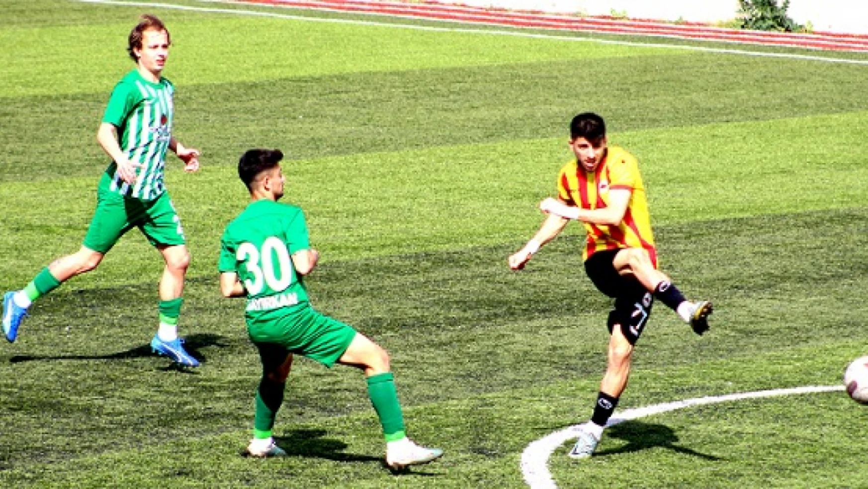 Çatalcaspor'un kalesi sallandı 0-0