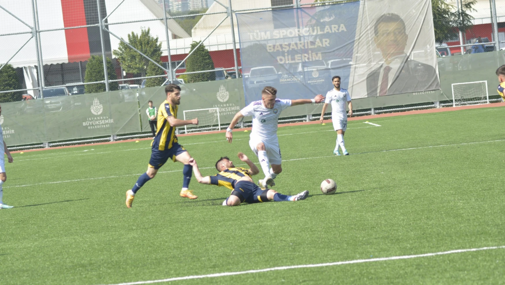 Sinopspor sezonun son maçında berabere kaldı 2-2