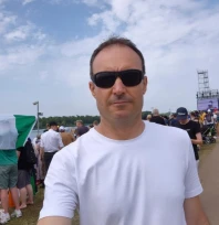 Kaleci eldiveninden futbolun yönetim sahnesine